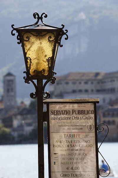 Italy, Piedmont, Lake Orta, Orta San Giulio, Isola San Giulio, water taxi sign