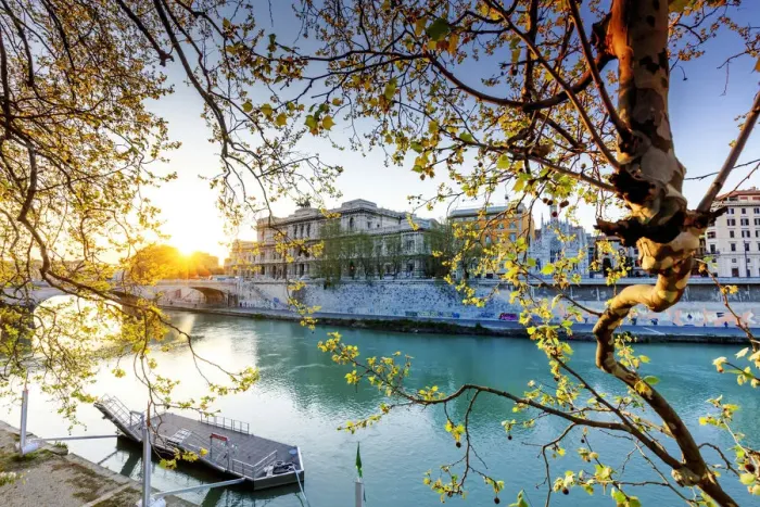 Framed Print : Italy, Rome, law court reflecting on Tevere river Framed Print : Italy, Rome, law court reflecting on Tevere river