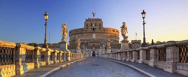 Italy, Rome, Mausoleum of Hadrian (known as Castel Sant Angelo) at sunrise