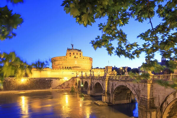 Italy, Rome, Mausoleum of Hadrian (known as Castel Sant Angelo) by night