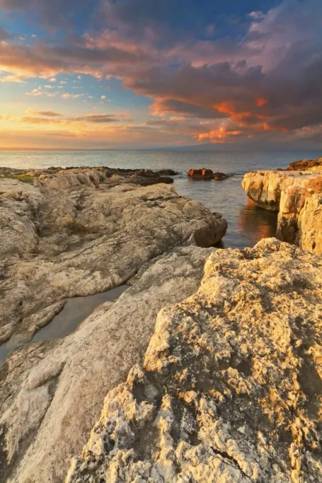 Framed Print : Italy, Sicily, Brucoli Cliff Framed Print : Italy, Sicily, Brucoli Cliff