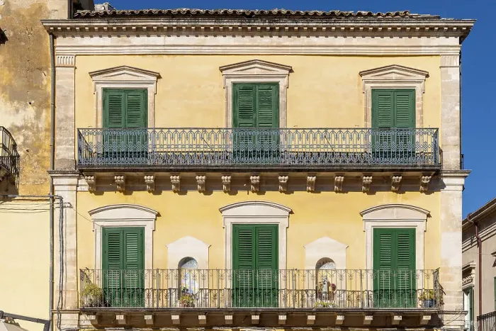 Framed Print : Italy, Sicily, Ragusa, a colourful building in Ragusa Ibla Framed Print : Italy, Sicily, Ragusa, a colourful building in Ragusa Ibla