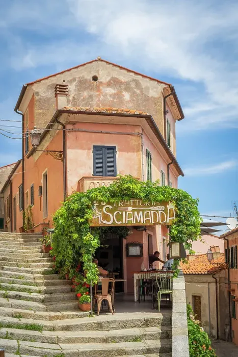 Framed Print : Italy, Tuscany, Elba. A restaurant in the picturesque streets of Poggio, little village in Western Elba Framed Print : Italy, Tuscany, Elba. A restaurant in the picturesque streets of Poggio, little village in Western Elba