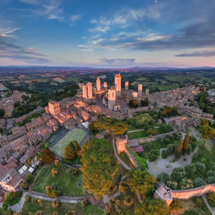 Framed Print : Italy, Tuscany, Siena, San Gimignano (Unesco world heritage site) Framed Print : Italy, Tuscany, Siena, San Gimignano (Unesco world heritage site)