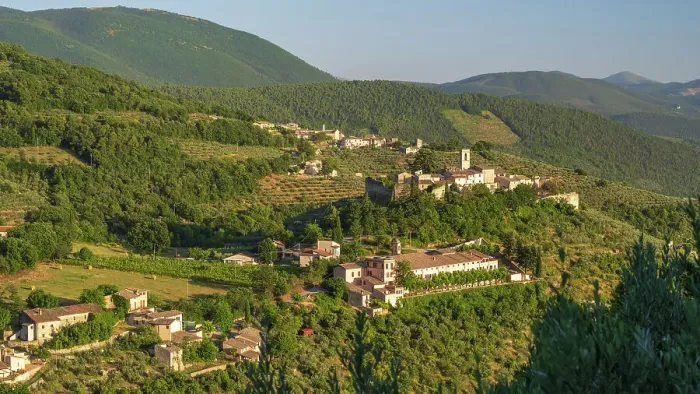 Framed Print : Italy, Umbria. The little village of Campello Alto near Trevi seen from the pilgrimage path of the Via di Francesco Framed Print : Italy, Umbria. The little village of Campello Alto near Trevi seen from the pilgrimage path of the Via di Francesco