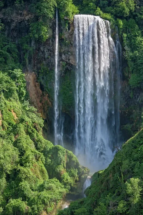Framed Print : Italy, Umbria, Marmore falls, near Terni town Framed Print : Italy, Umbria, Marmore falls, near Terni town