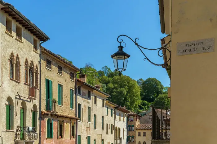 Framed Print : Italy, Veneto. Asolo, a street Framed Print : Italy, Veneto. Asolo, a street