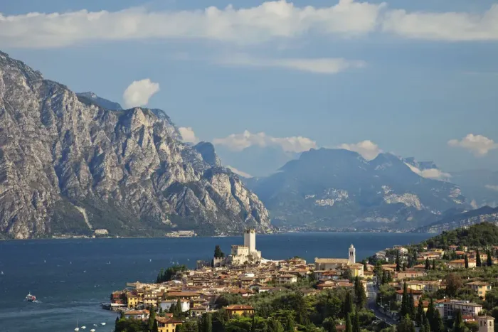 Framed Print : Italy, Veneto, Lake Garda, Malcesine Framed Print : Italy, Veneto, Lake Garda, Malcesine