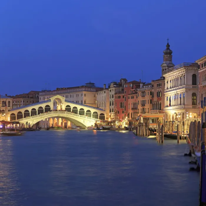 Framed Print : Italy, Veneto, Venice, Sestiere of Rialto, Rialto Bridge Framed Print : Italy, Veneto, Venice, Sestiere of Rialto, Rialto Bridge