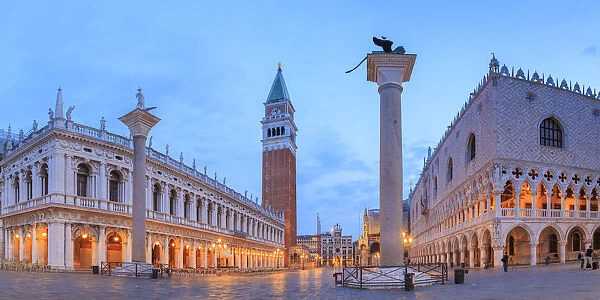 Italy, Veneto, Venice, Sestiere of San Marco, St Marks Square (Unesco Site)