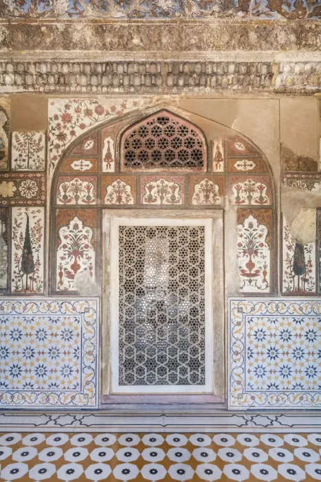 Framed Print : Itimad-ud-Daulah mausoleum interior, Baby Taj, 1628, Agra, Uttar Pradesh, India Framed Print : Itimad-ud-Daulah mausoleum interior, Baby Taj, 1628, Agra, Uttar Pradesh, India