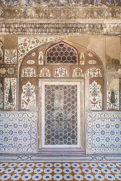 Itimad-ud-Daulah mausoleum interior, Baby Taj, 1628, Agra, Uttar Pradesh, India