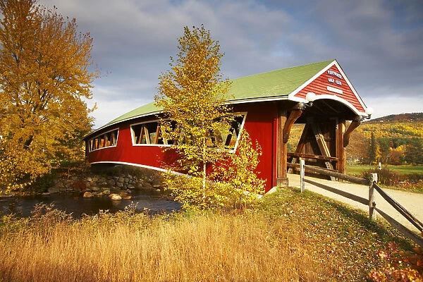 Jackson Covered Bridge in Autumn, New Hampshire, USA