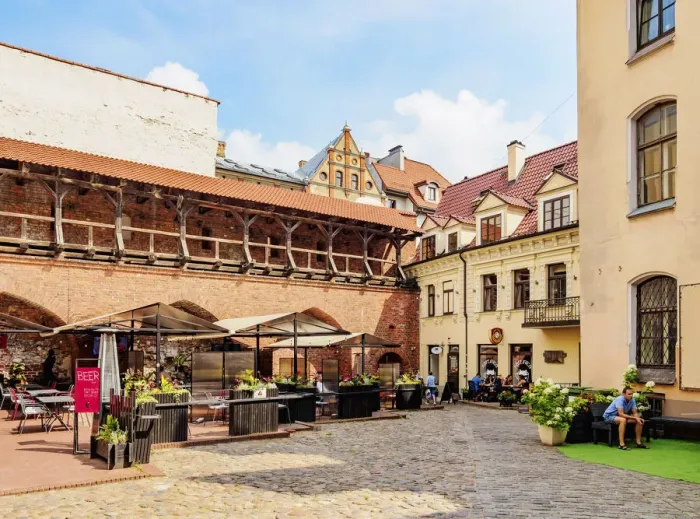 Framed Print : Jana Seta, Johns Yard, Old Town, Riga, Latvia