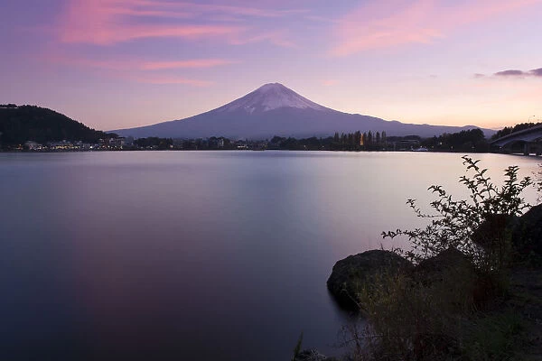 Japan, Honshu Island, Kawaguchi Ko Lake, Mt. Fuji