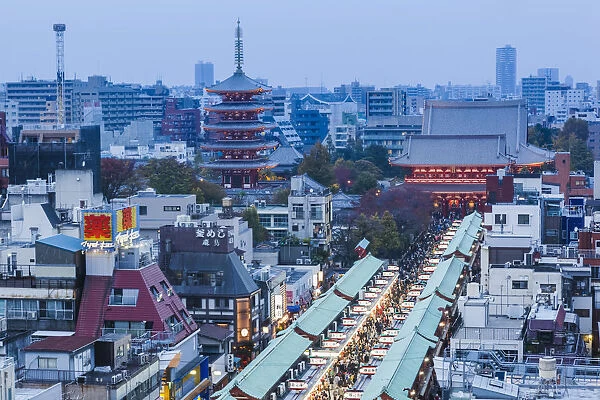Japan, Honshu, Tokyo, Asakusa, Nakamise Shopping Street and Sensoji Temple aka Asakusa