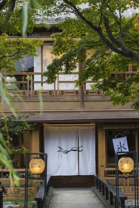 Framed Print : Japan, Kyoto, Geisha district of Gion, Traditional Japanese restaurant Framed Print : Japan, Kyoto, Geisha district of Gion, Traditional Japanese restaurant