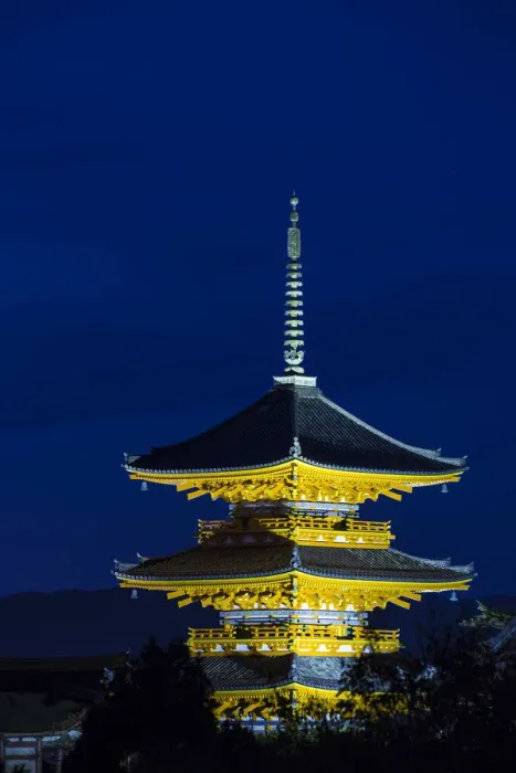 Framed Print : Japan, Kyoto, Higashiyama District, Kiyomizu-dera Temple, Three-storied Pagoda Framed Print : Japan, Kyoto, Higashiyama District, Kiyomizu-dera Temple, Three-storied Pagoda
