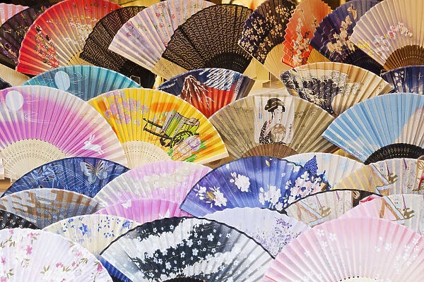 Japan, Kyoto, Higashiyama, Fan Shop Display