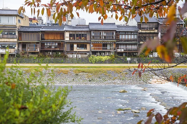Japan, Kyoto, Restaurants on banks of Kamo river