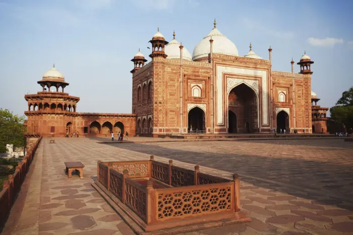 Framed Print : Jawab in grounds of Taj Mahal, Agra, Uttar Pradesh, India Framed Print : Jawab in grounds of Taj Mahal, Agra, Uttar Pradesh, India