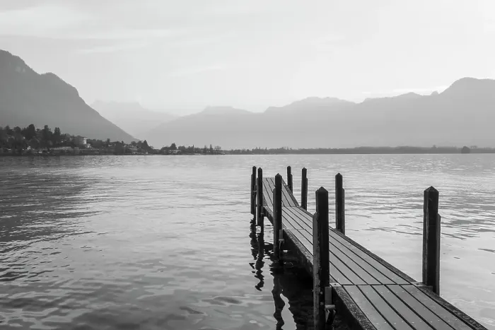 Framed Print : Jetty on Lake Geneva (Lac Leman), Vaud, Switzerland Framed Print : Jetty on Lake Geneva (Lac Leman), Vaud, Switzerland