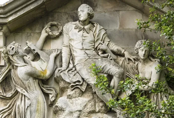 Framed Print : John Boydell Monument to Shakespeare in the New Place Great Garden, Stratford-upon-Avon, Warwickshire, England Framed Print : John Boydell Monument to Shakespeare in the New Place Great Garden, Stratford-upon-Avon, Warwickshire, England