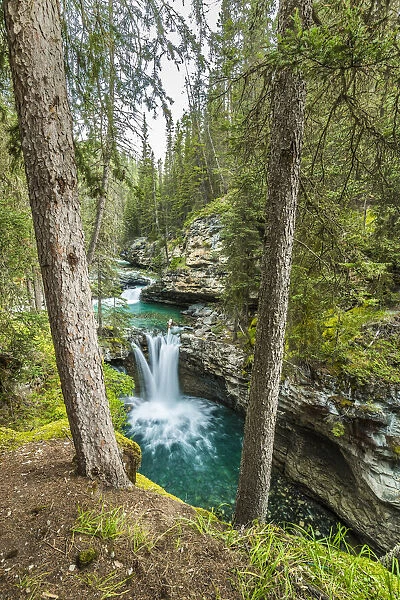 Johnston Canyon, Banff National Park, Alberta, Canada
