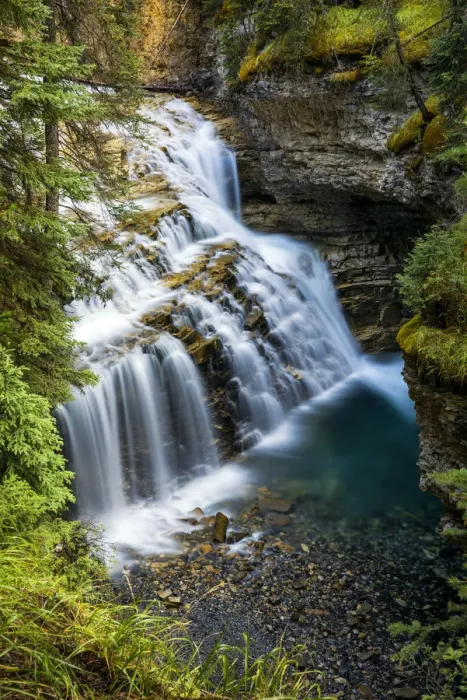 Framed Print : Johnston Canyon Waterfall, Banff National Park, Alberta, Canada Framed Print : Johnston Canyon Waterfall, Banff National Park, Alberta, Canada
