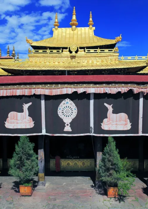 Framed Print : Jokhang temple, Lhasa, Tibet, China Framed Print : Jokhang temple, Lhasa, Tibet, China