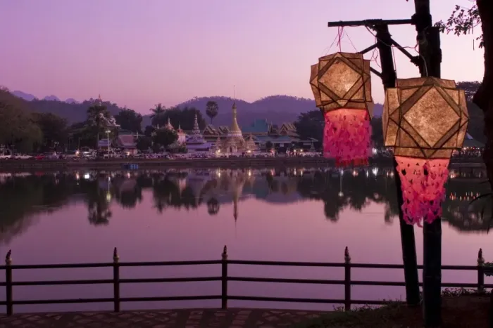 Framed Print : Jong Kham Lake & Wat Chong Kham, Mae Hong Son, Thailand Framed Print : Jong Kham Lake & Wat Chong Kham, Mae Hong Son, Thailand