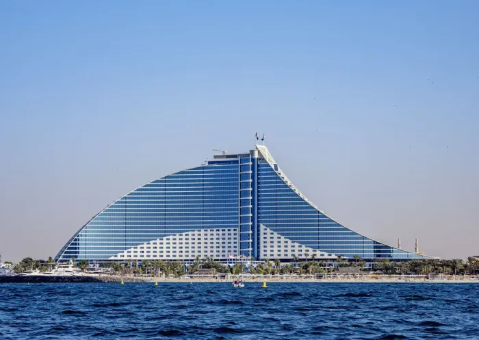 Framed Print : Jumeirah Beach Hotel, Dubai, United Arab Emirates
