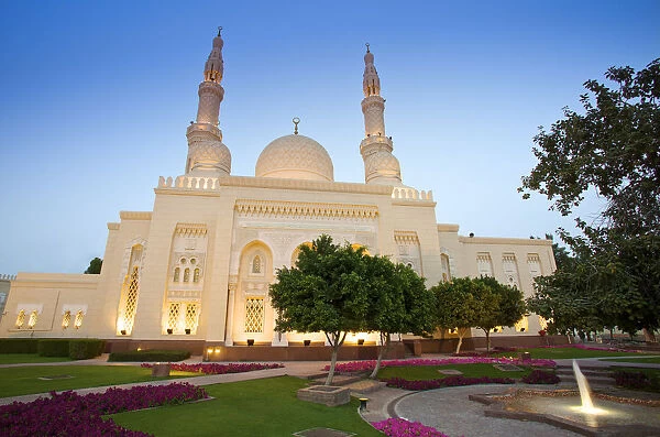 Jumeirah Mosque at Dusk, Dubai, United Arab Emirates