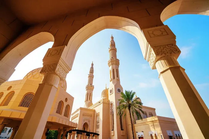 Framed Print : Jumeirah Mosque, Jumeirah Beach Dubai, United Arab Emirates Framed Print : Jumeirah Mosque, Jumeirah Beach Dubai, United Arab Emirates
