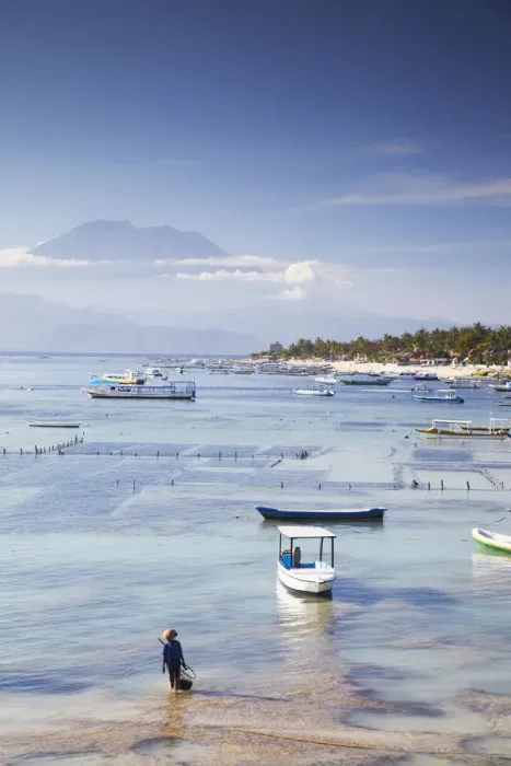 Framed Print : Jungutbatu beach with Mount Agung in background, Nusa Lembongan, Bali, Indonesia