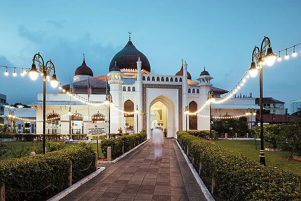 Kapitan Keling Mosque at dusk, George Town, Pulau Pinang, Penang, Malaysia, Asia