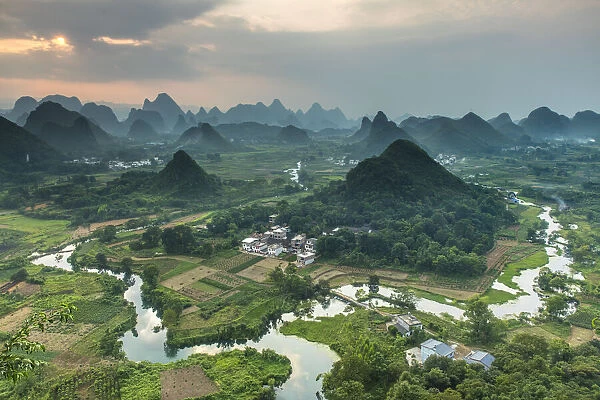 Karst limestone peaks of Yangshou and the Li River, Guangxi Yangshuo, China