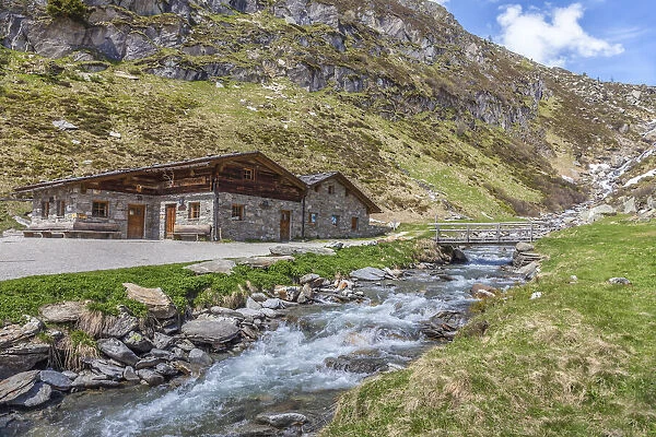 Kehreralm (1, 842 m) in the rear Ahrntal near Kasern, South Tyrol, Italy