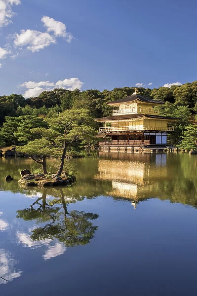Kinkaku-ji (Temple of the Golden Pavilion), Kyoto, Japan