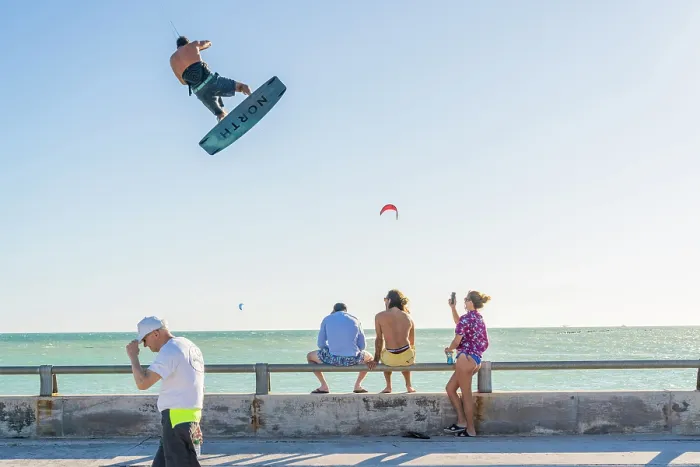 Framed Print : Kiteboarding, Rest Beach, Key West, Florida, USA Framed Print : Kiteboarding, Rest Beach, Key West, Florida, USA