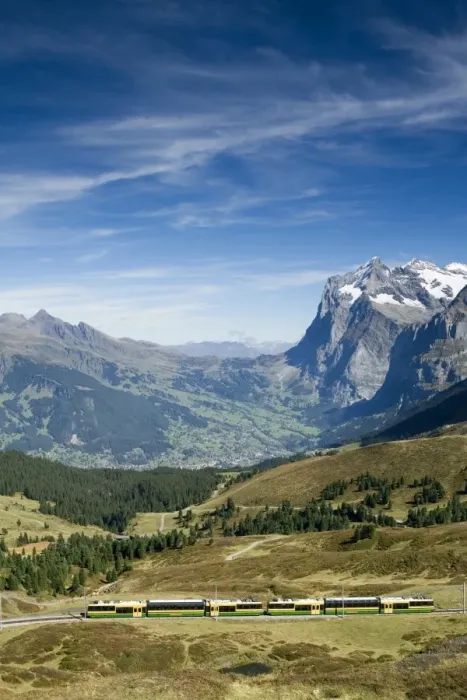 Framed Print : Kleine Scheidegg Framed Print : Kleine Scheidegg