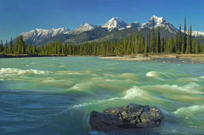 Framed Print : Kootenay River and Rocky Mountains, Kootenay National Park, British Columbia, Canada