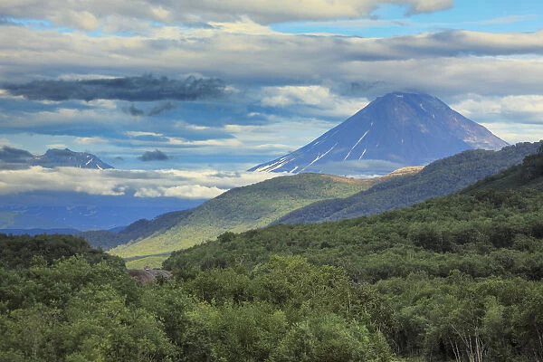 Koryaksky volcano (Koryakskaya Sopka), Kamchatka Peninsula, Russia