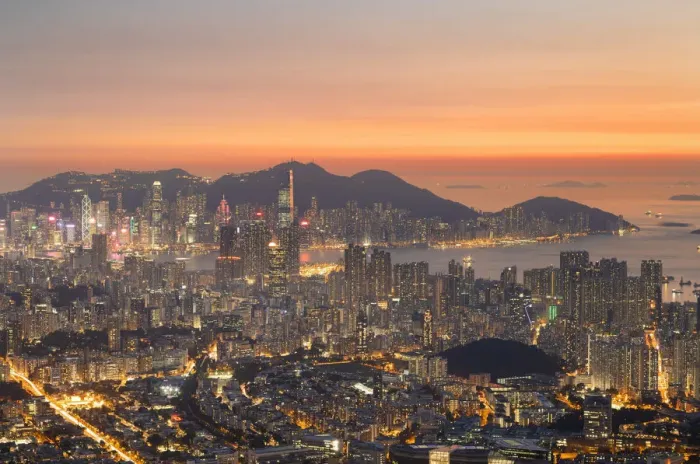 Framed Print : Kowloon and Hong Kong Island at sunset, Hong Kong Framed Print : Kowloon and Hong Kong Island at sunset, Hong Kong