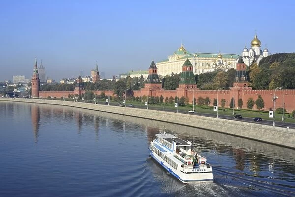 Kremlin & Moskva River, Moscow, Russia