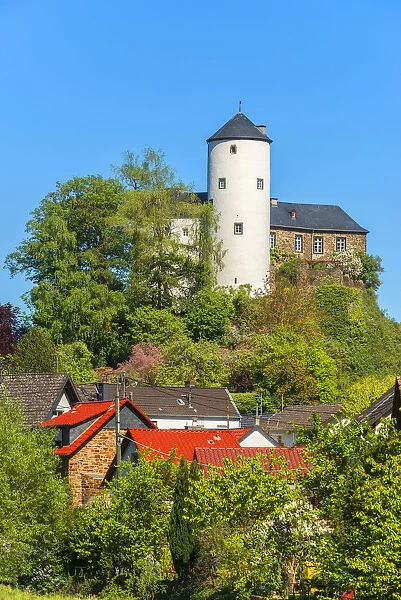 Kreuzberg castle near Altenahr, Ahr valley, Eifel, Rhineland-Palatinate, Germany