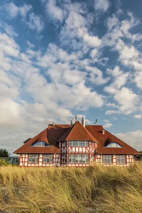 Framed Print : Kurhaus in the dunes in Zingst, Mecklenburg-West Pomerania, Baltic Sea, North Germany, Germany Framed Print : Kurhaus in the dunes in Zingst, Mecklenburg-West Pomerania, Baltic Sea, North Germany, Germany
