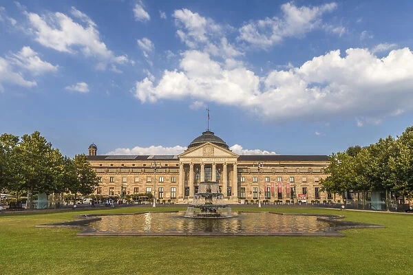 Kurhaus and fountain on the bowling green, Wiesbaden, Hesse, Germany