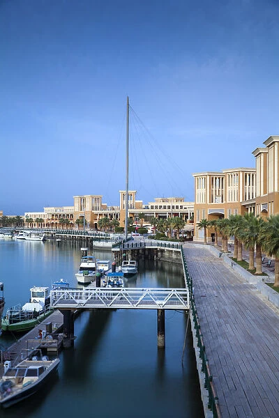 Kuwait, Kuwait City, Souk Shark Shopping Center and Marina