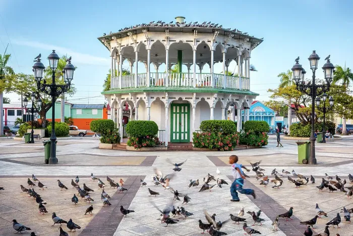 Framed Print : La Glorieta, Parque Central, Puerto Plata, Dominican Republic Framed Print : La Glorieta, Parque Central, Puerto Plata, Dominican Republic